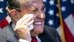 El abogado de Trump, Rudolph Giuliani, durante su comparecencia de este jueves ante la prensa