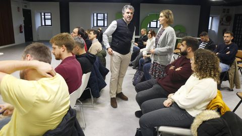 Jes�s Saavedra, responsable de fabricaci�n, dise�o e innovaci�n de Setga, este mi�rcoles, en el Teatro Principal con los socios del proyecto Ambience