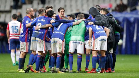 Real Oviedo Granada Carlos Tartiere.Los futbolistas del Real Oviedo celebran la victoria frente al Granada