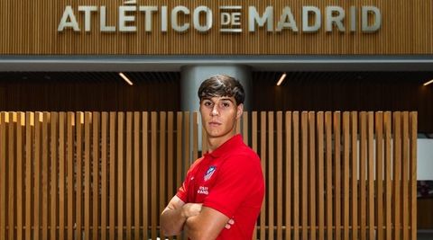 El canterano del Celta �lvaro Santos inicia una nueva etapa en el Atl�tico de Madrid tres a�os despu�s de salir de Vigo.