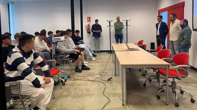 Visita de alumnos de Fonteboa a Axober