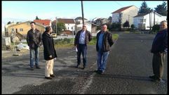 El alcalde y el ingeniero de Obras de la Xunta de Galicia vieron la carretera