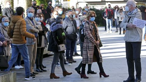 MANIFESTACI�N DE LA HOSTELER�A Y EL COMERCIO EN CALDAS DE REIS PARA PROTESTAR POR LAS RESTRICCIONES IMPUESTAS PARA FRENAR LA PANDEMIA COVID-19