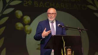 Manuel Antelo, director do instituto ceense Agra de Ra�ces