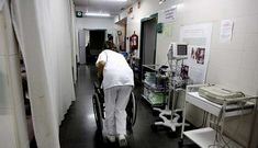 El sindicato atribuye los problemas del Hospital do Saln�s a la �incompetencia� de sus gerentes. 