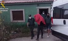 Detenido un vecino de Tordoia que rob� un coche en Carballo y en una farmacia en Cerceda