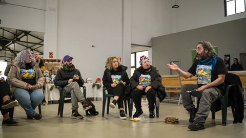 O taller de percusi�n mi�da�celebrouse na plaza de abastos