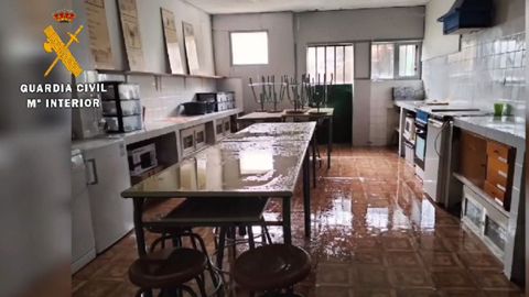Destrozos en el colegio Verdeamor de Tineo