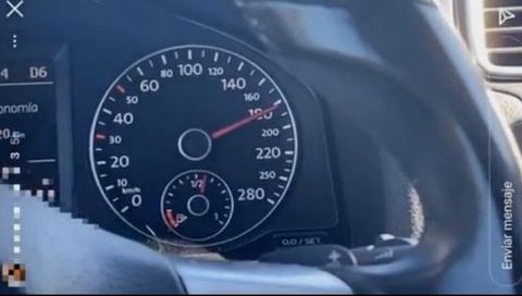 Captura del v�deo con im�genes del veloc�metro en el momento de alcanzar los 180 por hora
