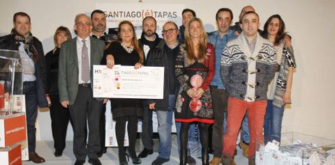 Entrega de los premios del concurso gastron�mico Santiago � Tapas, en el Hostal. 