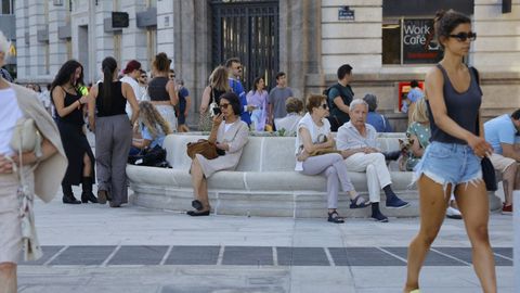 Las obras de remodelaci�n prosiguen en los Cantones de A Coru�a