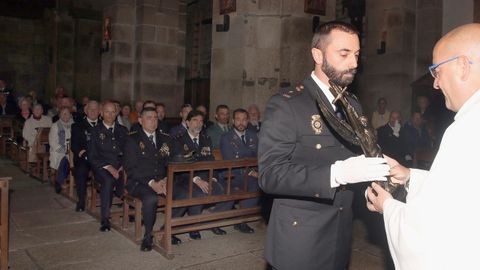 ACTOS CELEBRACION SANTOS CUSTODIOS DE LA COMISARIA DE LA POLICIA NACIONAL DE RIBEIRA