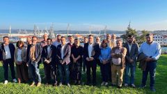Un frente comn. En la reunin particip el secretario provincial y alcalde de Pontedeume, Bernardo Fernndez, el presidente de la Diputacin, Valentn Gonzlez Formoso; el subdelegado, Julio Abalde; los alcaldes de Valdovio, A Capela, Neda y los portavoces del PSOE de Ferrol, Narn, Mugardos, Fene y Cabanas. 
