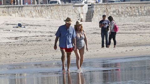 Ba�istas en la playa de Silgar, Sanxenxo