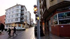 Sem�foro en la r�a Progreso, en Sanxenxo