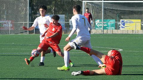 Partido de Primera Futgal entre el Uni�n y el Cordeiro