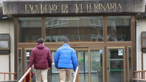 Alumnos en la Facultade de Veterinaria de la USC