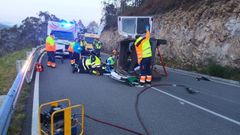 Herido grave al volcar el coche que conduc�a en Castropol