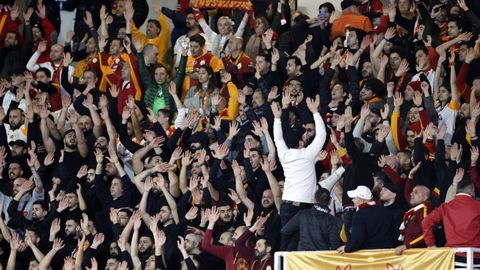 Aficionados del Galatasaray durante un encuentro.