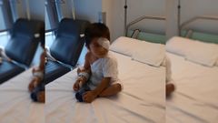 El ni�o de tres a�os que sufri� heridas graves en un ojo por causa del gel hidroalcoh�lico cuando estaba en el comedor escolar del colegio de Vilatuxe