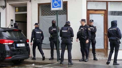 Operativo antidroga en la calle Vizcaya