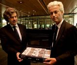 El candidato Marcel de Graaff y Wilders, en un acto a favor de que Holanda recupere el florn.