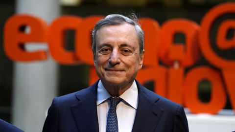  El economista y poltico italiano Mario Draghi, Premio Princesa de Asturias de Cooperacin Internacional 2025, mantiene un encuentro con profesores y estudiantes universitarios para compartir su experiencia en economa, finanzas y liderazgo global, este mircoles en la Facultad de Economa y Empresa de la Universidad de Oviedo