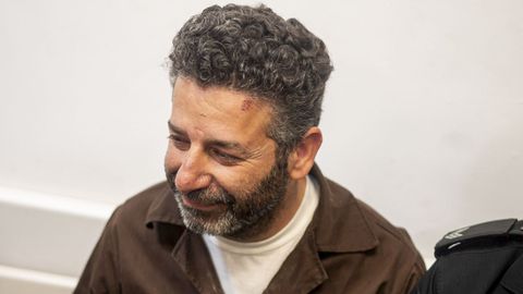 Saif Abukeshek, este martes, en la vista que alarg� hasta el domingo su retenci�n en la que sufre presiones y hace huelga de hambre