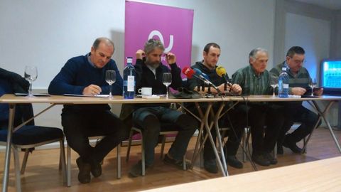 Responsables de Asturias Ganadera en una rueda de prensa