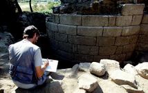 El torre�n del castillo de A Rocha se recuper� en los trabajos de restauraci�n en el 2004.