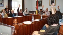 Viana do Bolo restit�e a memoria de Carlos Casares ao repudiar a s�a expulsi�n da vila en 1970