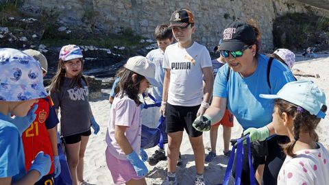 Voz natura, Actividade Voz Natura con CEIP Santa Irene + CEIP Campanario. Limpeza  Playa de Suigrexa (Porto do Son)