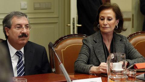 Rafael Mozo, a la izquierda, con la diputada catalana Merce Pigem en una foto de archivo de una reuni�n del Consejo General del Poder Judicial
