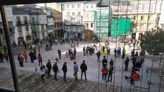 Para protestar por los repetidos de cierre de la hosteler�a, a principios de noviembre se concentraron en la Praza Maior profesionales de ese sector y de la distribuci�n