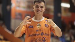 Enzo B�ez celebra su gol a ElPozo Ciudad de Murcia en la primera jornada.