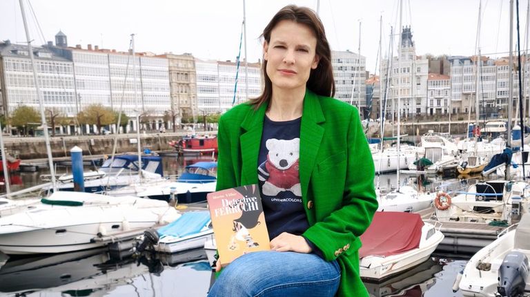 Marta Villar presenta la versi�n en castellano de la novela �Detective Ferruchi�