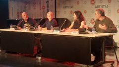 Jos� Manuel Sebasti�n, Joan S. Luna, Eva Sandoval y Nando Cruz, en la mesa dedicada a la necesidad de la cr�tica negativa.