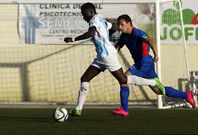 La presumible sanci�n a Sylla priva esta semana al Arousa de su �nico jugador con m�s de un gol. 