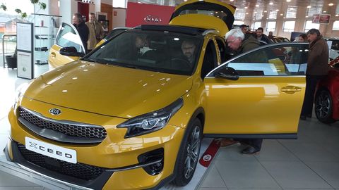 Asturconsa, concesionario oficial de Kia en Oviedo, present� en sus instalaciones de Granda (Siero) el nuevo XCeed