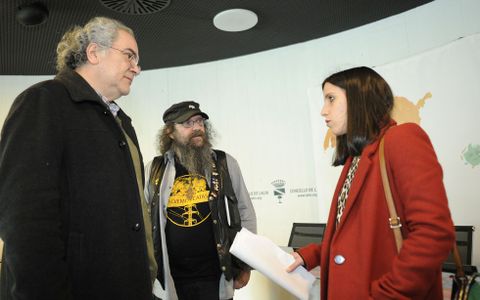 Leal estuvo acompa�ado de concejales de ambas comarcas