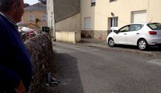 El mastil apareci� serrado y nadie sabe qui�n pudo ser. 