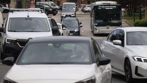 Veh�culos circulando por A Coru�a