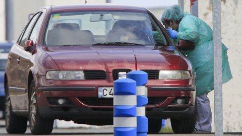 EN EL HULA SE REALIZAN DESDE EL COCHE LOS TEST RAPIDOS DE DETECCION DEL VIRUS