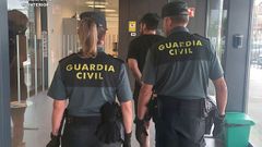 Imagen de archivo de dos agentes de la Guardia Civil.