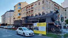 Una carpa cubrir la locomotora durante los trabajos de reparacin.