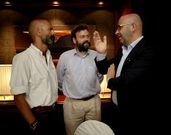 Alfonso Salazar, Manuel Dafonte e Isa�as Gonz�lez, en un momento de la conversaci�n. 