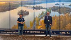 El gerente (izquierda) y el director cient�fico del Xeoparque Cabo Ortegal, en la ciudad finlandesa de�Lappeenranta