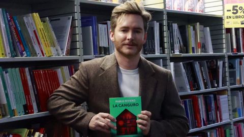 El actor Pablo Rivero present� su �ltima novela en A Coru�a