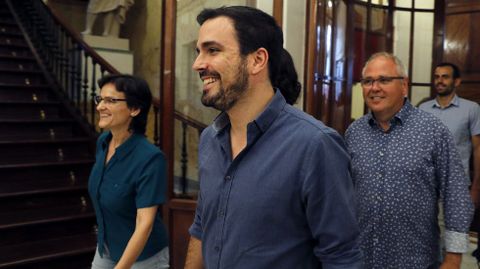 El coordinador federal de IU, Alberto Garz�n, a su llegada al Congreso.