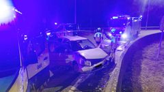 Accidente ocurrido esta noche en el pol�gono R�o do Pozo, en Nar�n
